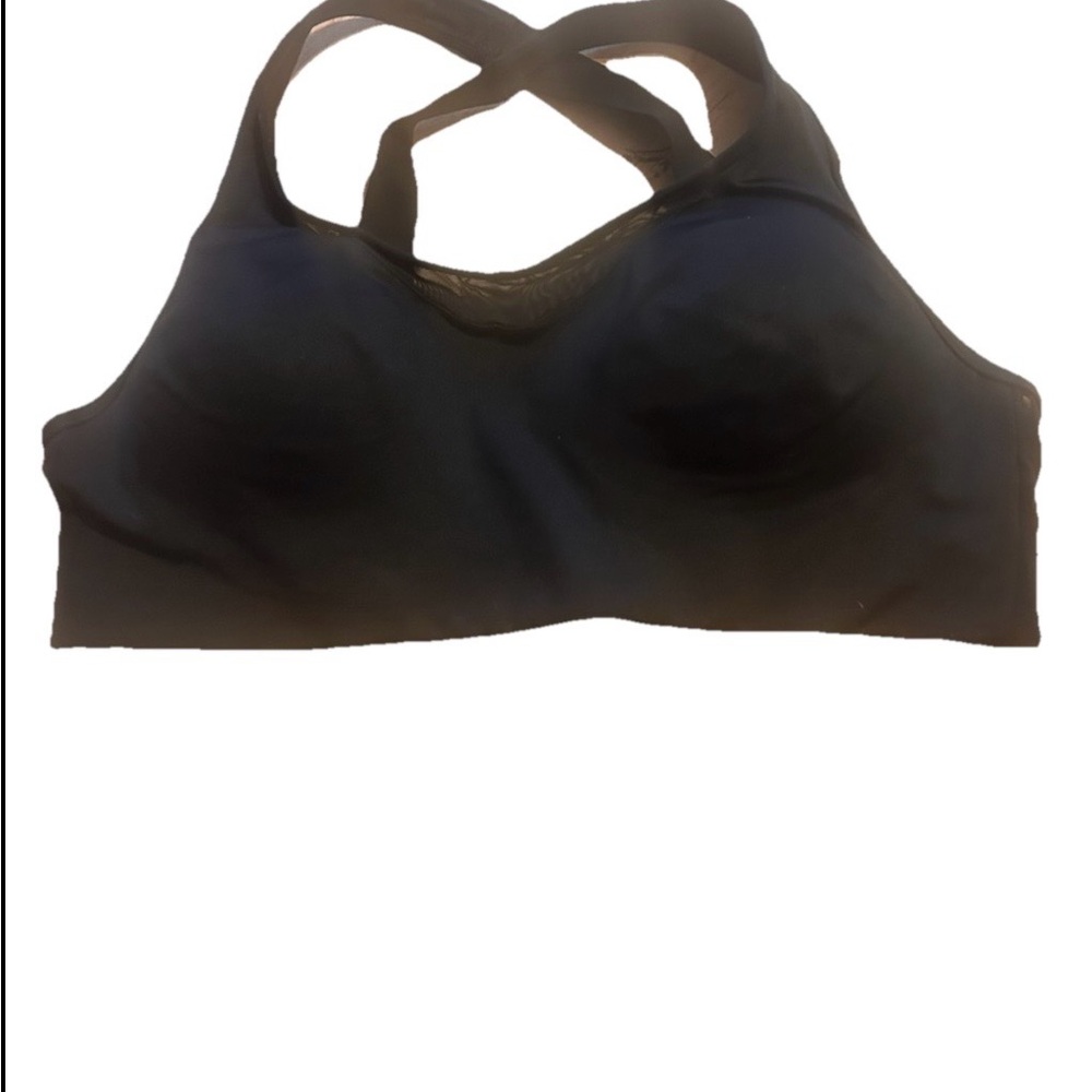 Victoria's Secret Black Cross-Back Sports Bra